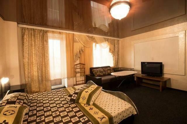 Kryvyi Rih Imperial Hotel Krivoy Rog מראה חיצוני תמונה